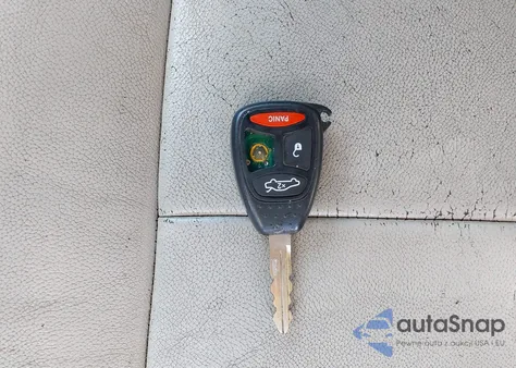 2005 Chrysler 300 Touring z USA, uszkodzony, nr VIN 2C3JA53G75H592639